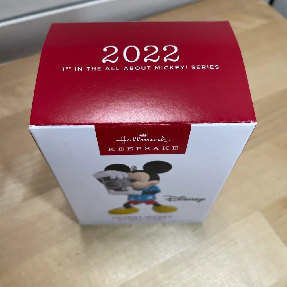 Hallmark keepsake new